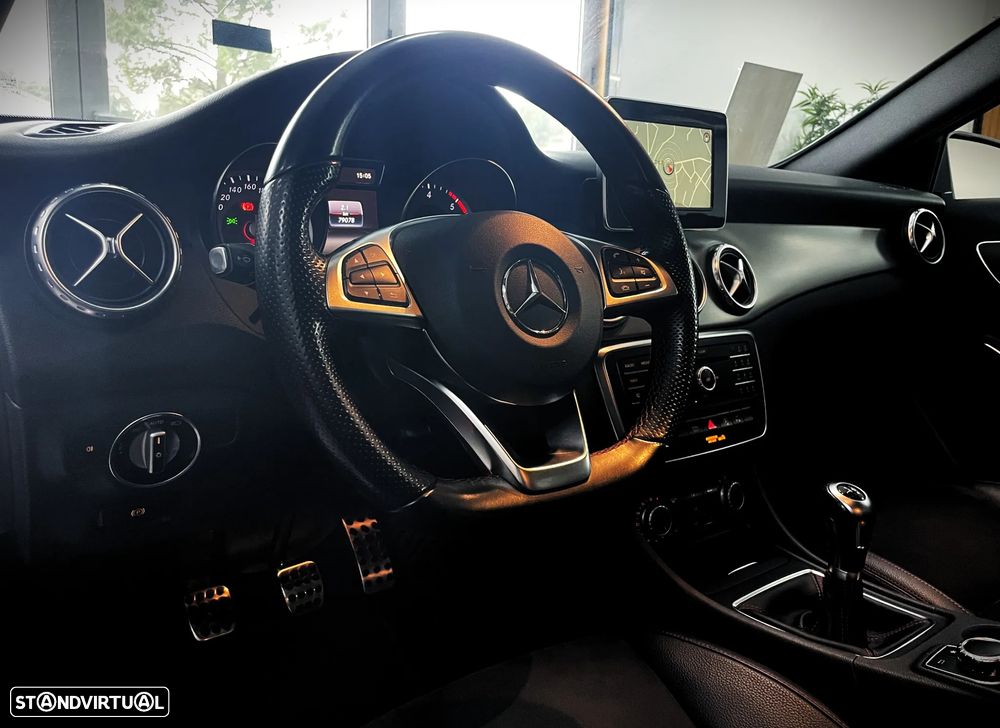 Mercedes-Benz GLA 180 d AMG Line - 16
