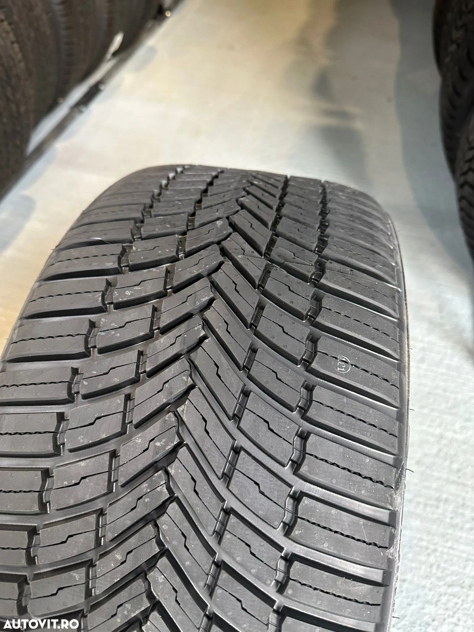 Anvelopa ALL SEASON 235/35 R19 Bridgestone A005E 91Y XL - 2