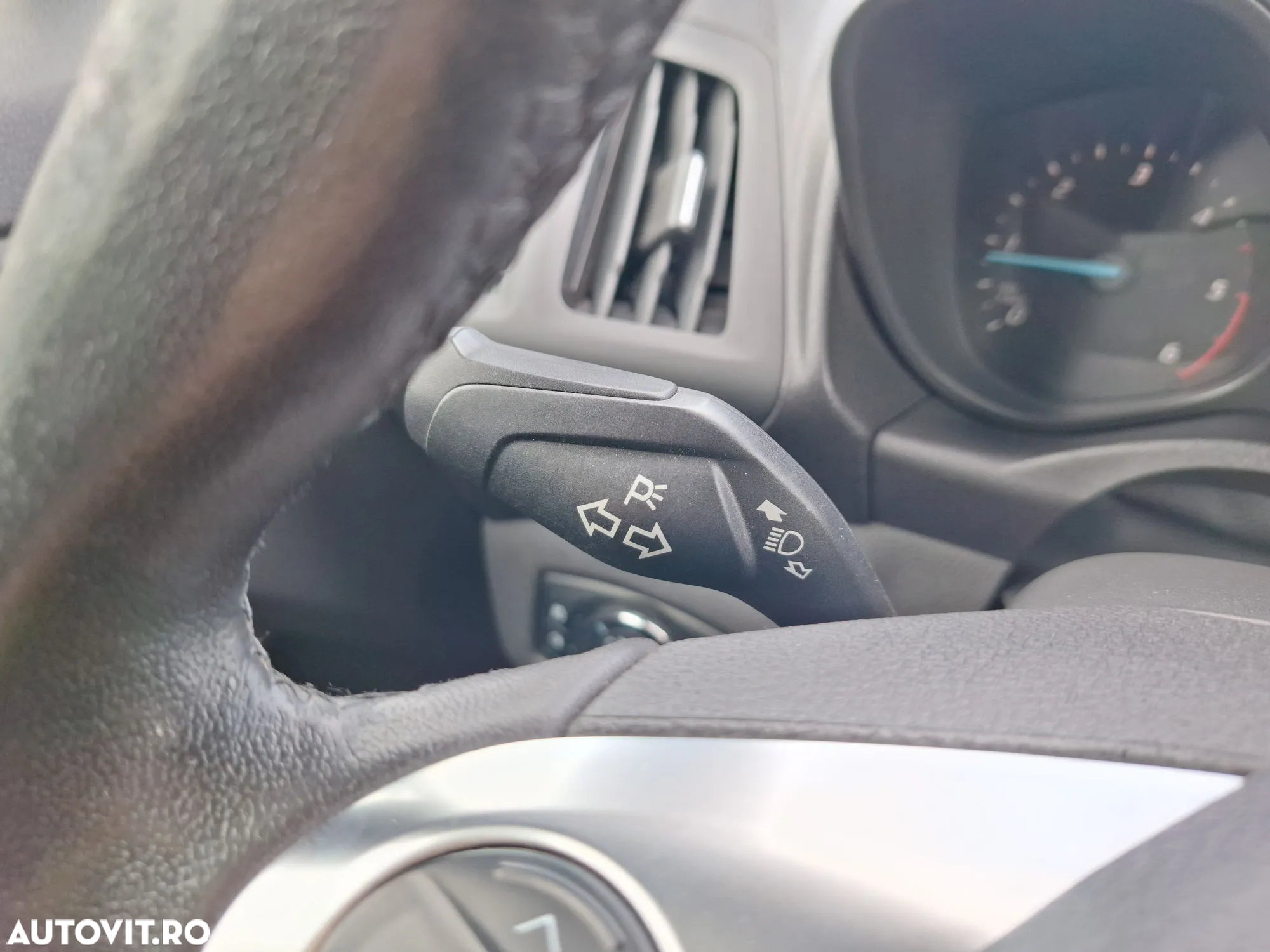 Ford Tourneo Connect - 21