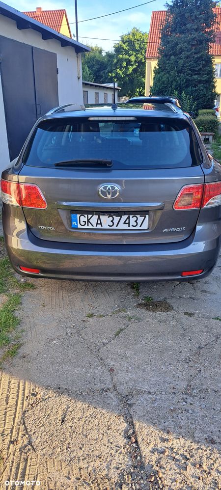 Toyota Avensis 1.8 Sol - 2