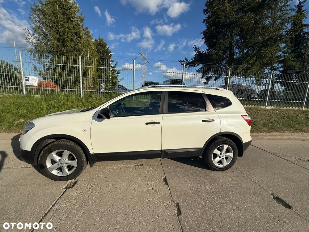 Nissan Qashqai+2 - 16