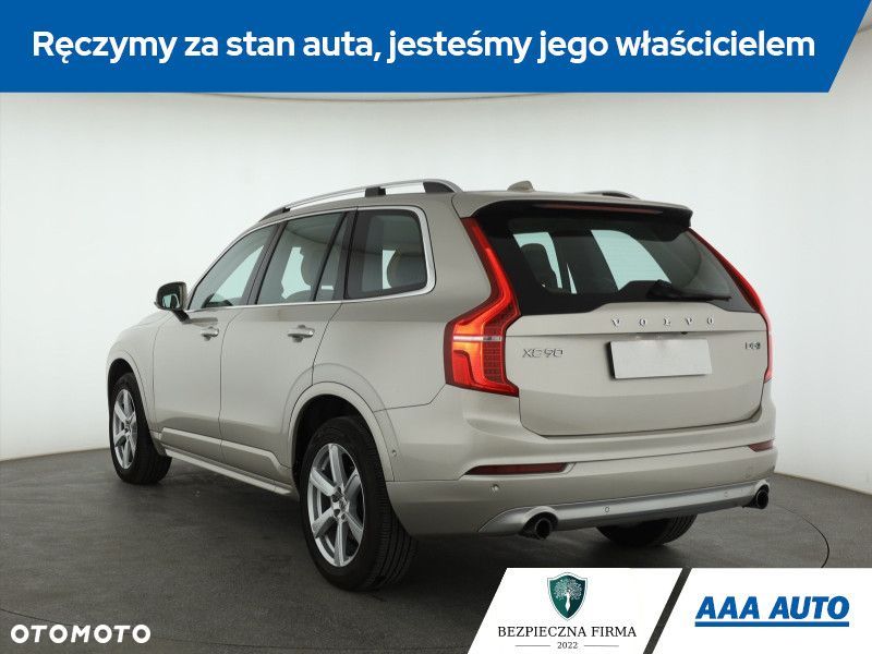 Volvo XC 90 - 6