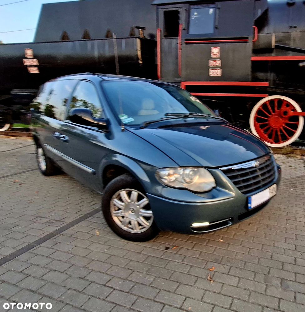 Chrysler Grand Voyager - 21
