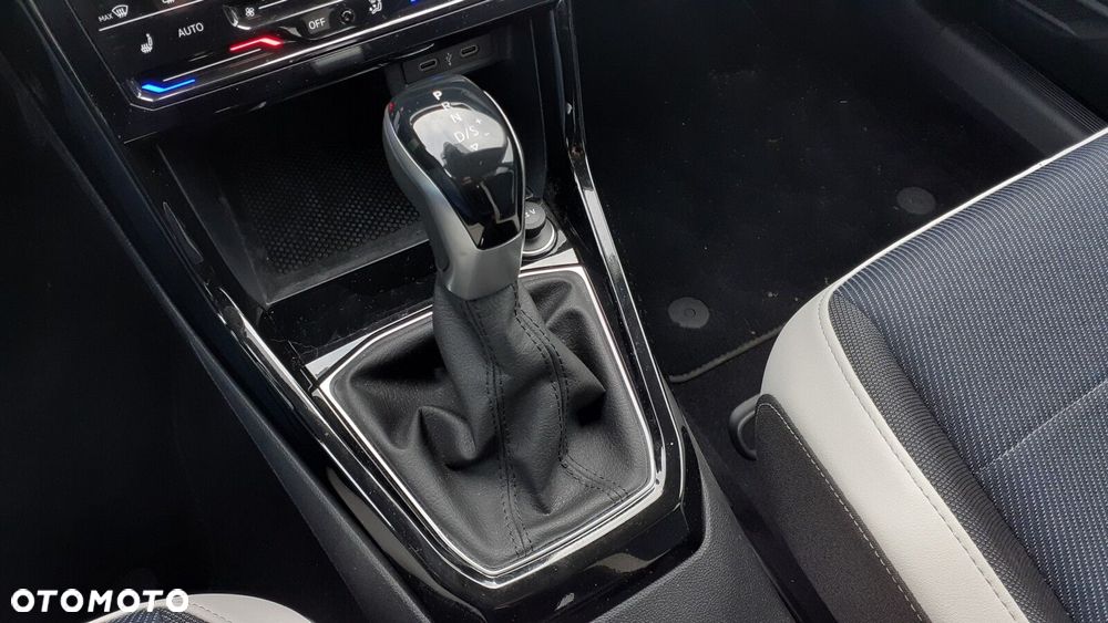 Volkswagen T-Cross - 20