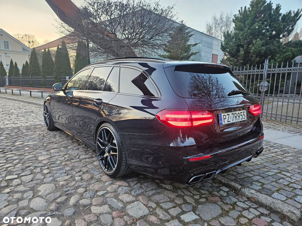 Mercedes-Benz Klasa E 400 4Matic 9G-TRONIC AMG Line - 8