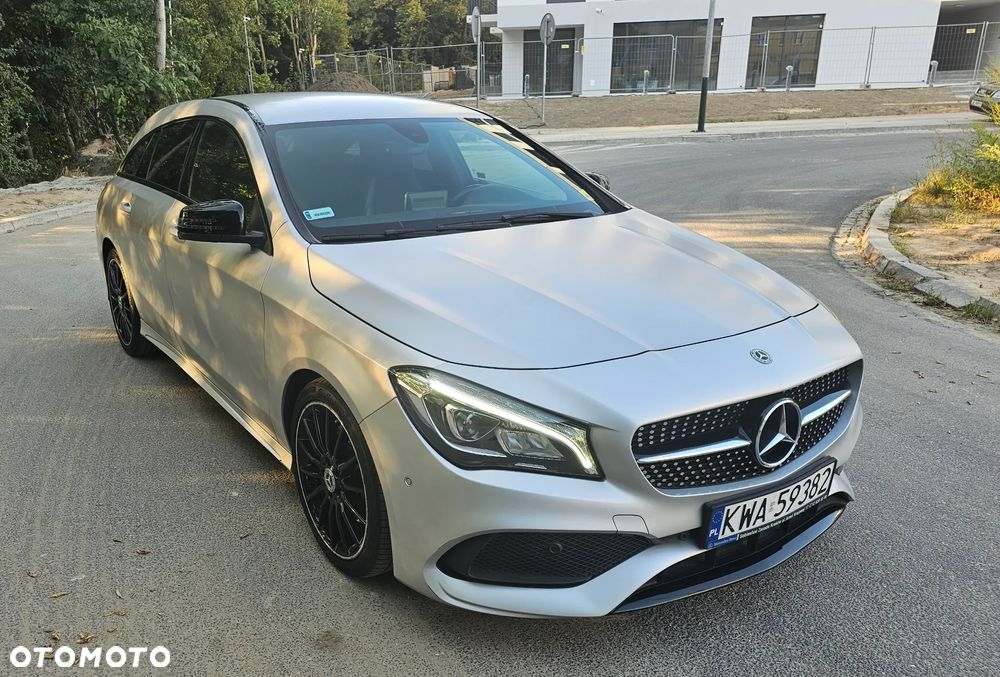 Mercedes-Benz CLA 220 4-Matic AMG Line - 1