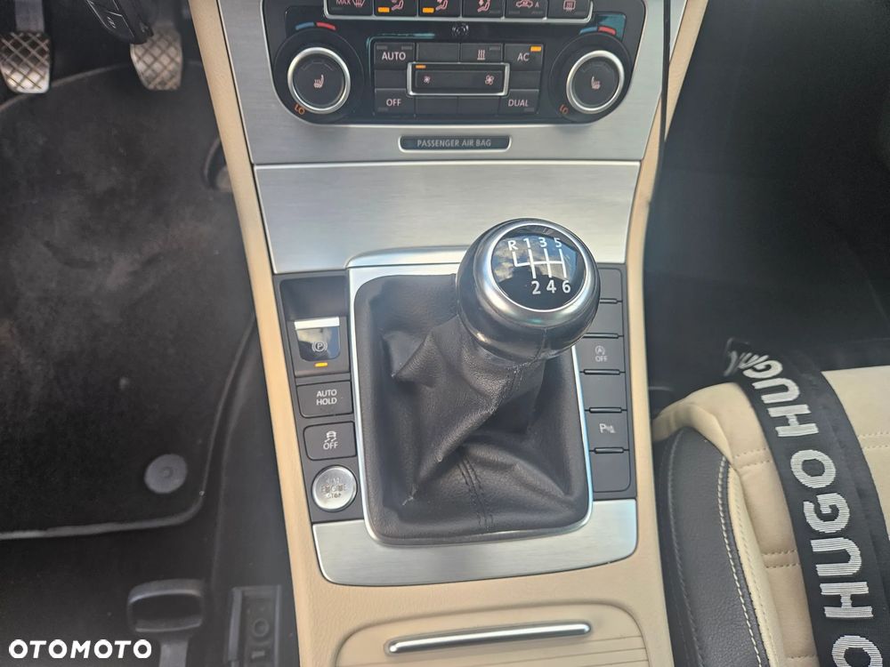 Volkswagen Passat CC 2.0 TDI Exclusive - 27