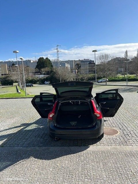 Volvo V60 1.6 D2 Drive Kinetic Start/Stop - 5