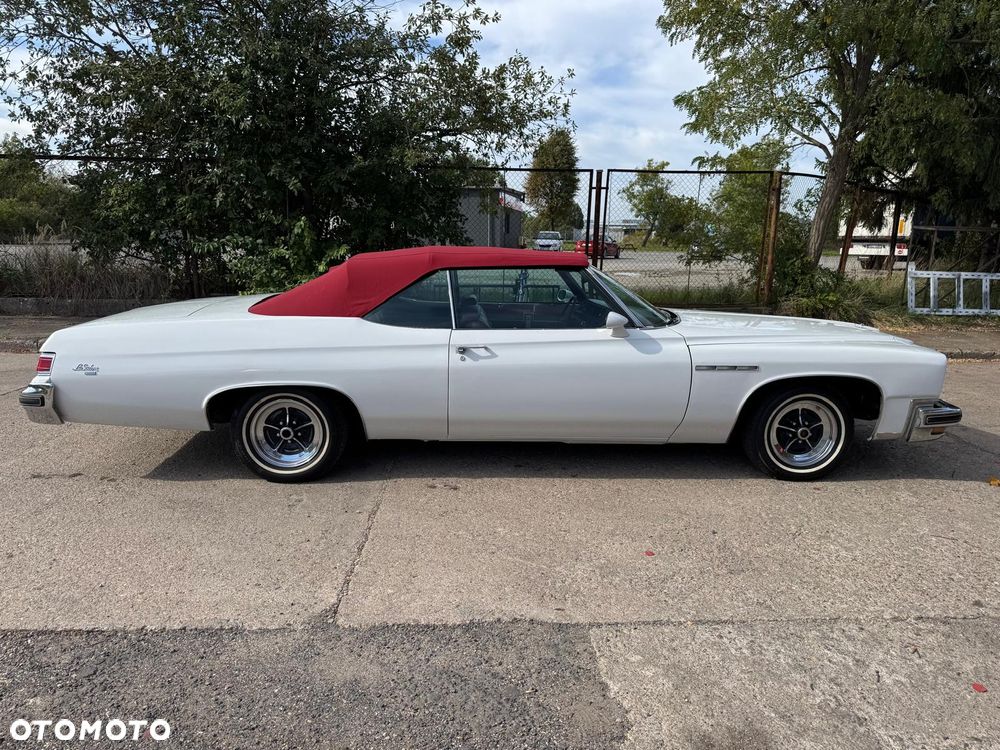 Buick Le Sabre - 8