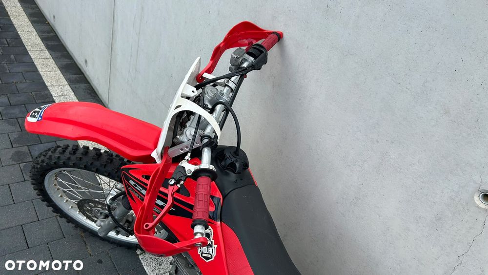 Honda CRF - 2