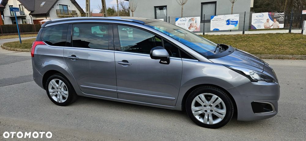 Peugeot 5008 - 2