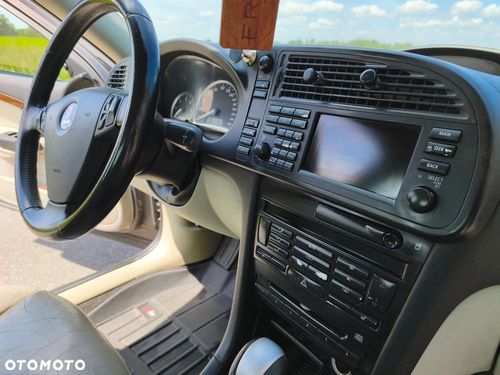Saab 9-3 - 18