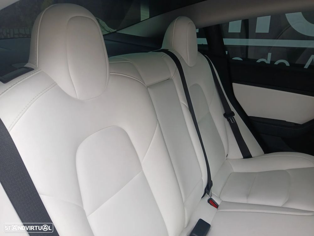 Tesla Model 3 Performance Dual Motor AWD - 19