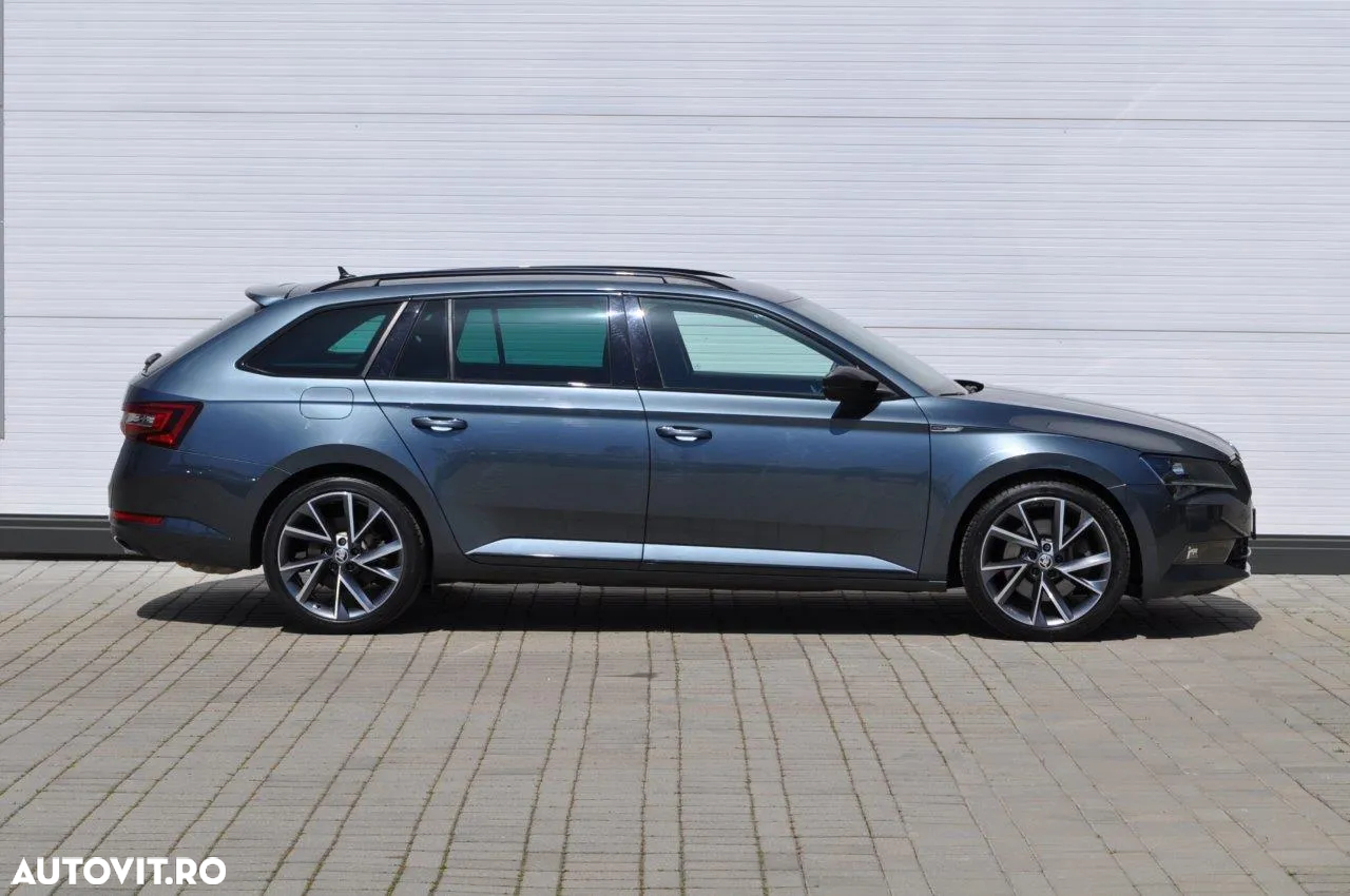 Skoda Superb 2.0 TSI DSG 4X4 Sportline - 11