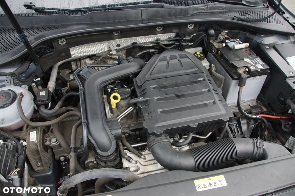 Auto na części - Volkswagen Golf VII Lift 1.0 TSI 115 KM DKRF UDM LB7W 2020R Silnik Skrzynia Drzwi Błotnik Zderzak Klapa Lampa Lusterko Klamka Szyba Deska Kokpit Sterownik Moduł Czujnik Licznik Wyświetlacz Panel Kierownica - 19