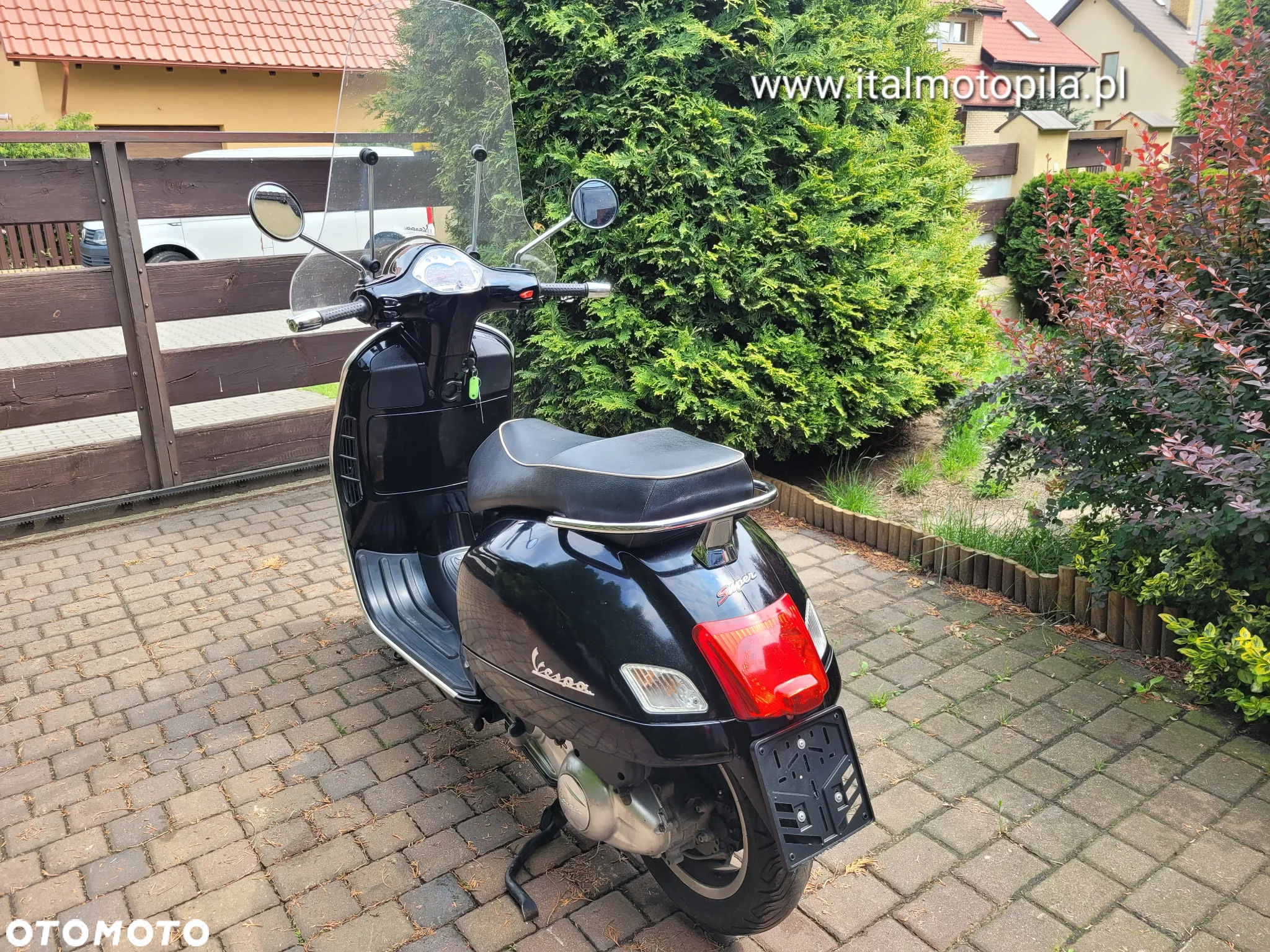 Piaggio Vespa - 27