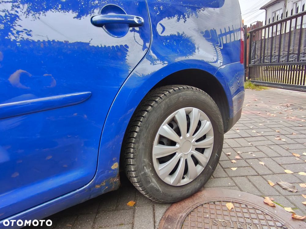 Volkswagen Touran - 10