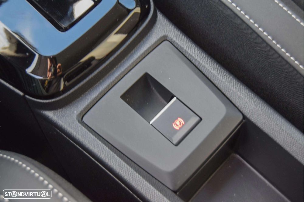 Citroën C3 1.2 Hybrid Max e-DSC6 - 22