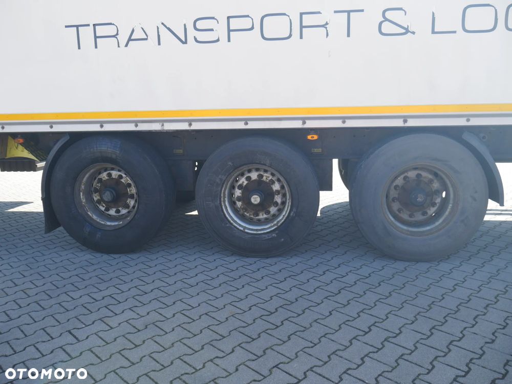 Kögel Koffer / Izoterma / TIP 564056 - 18