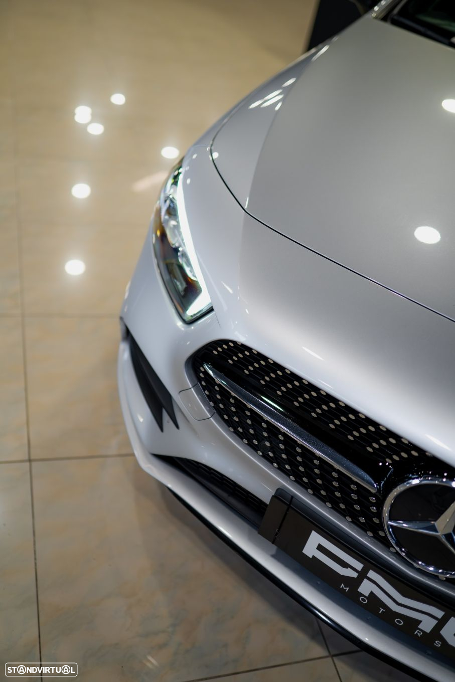 Mercedes-Benz A 250 Limousine e AMG Line - 10