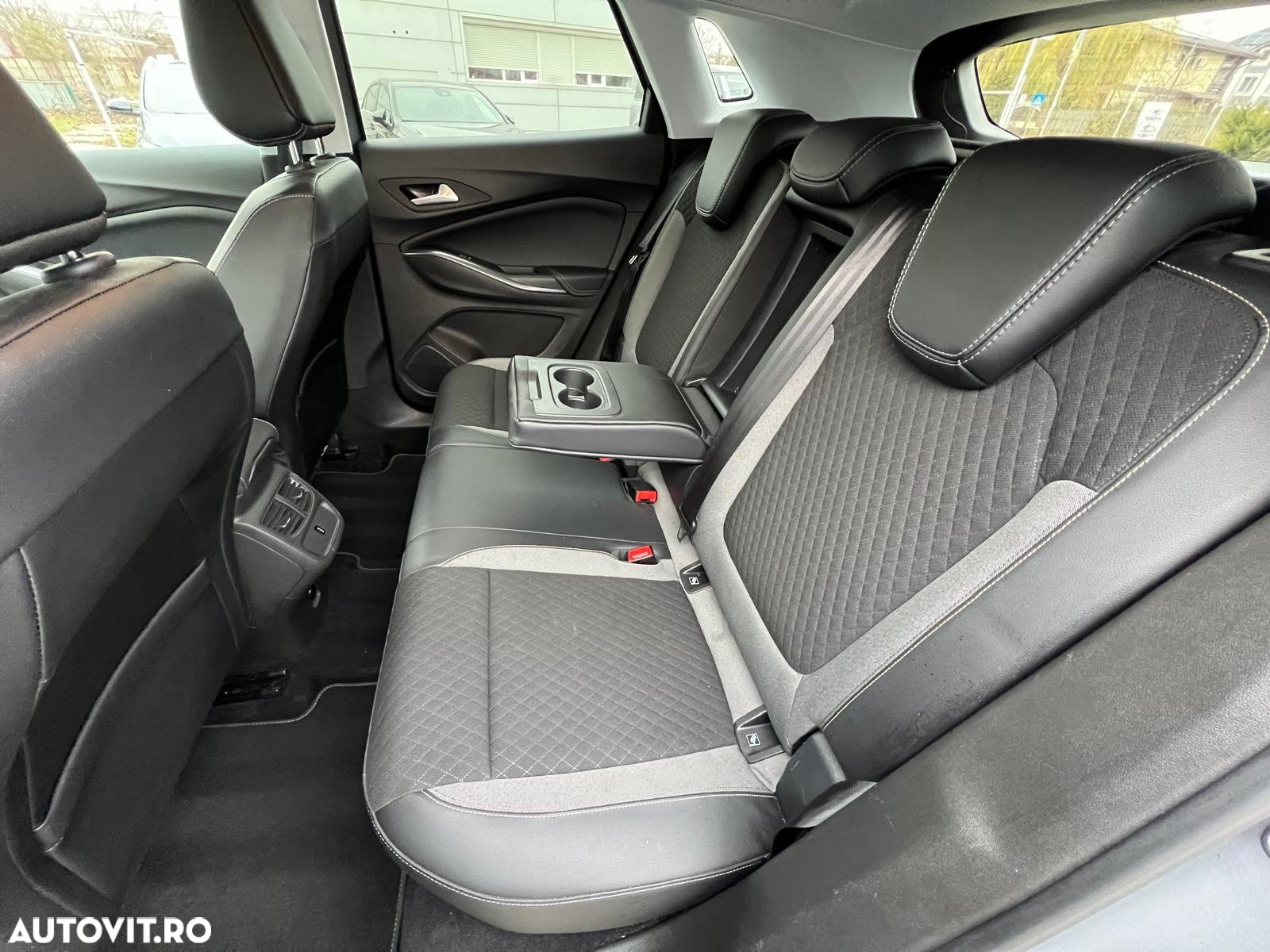 Opel Grandland X 1.2 Start/Stop Business Edition - 20