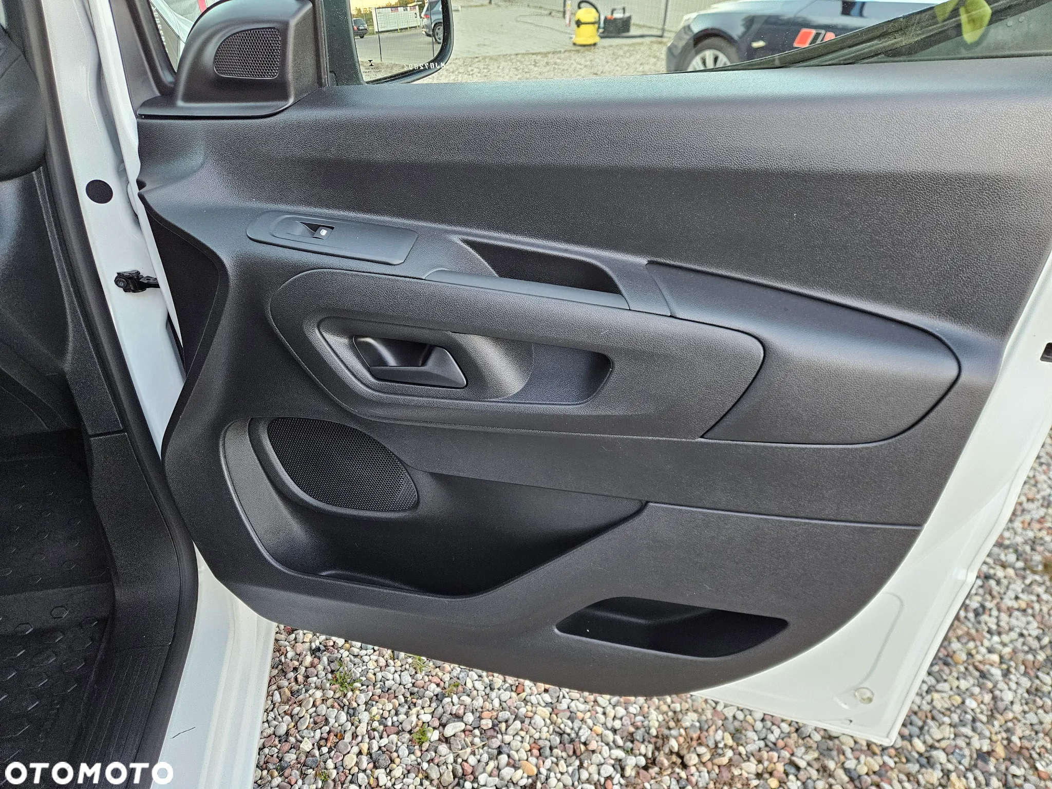 Opel Combo - 11
