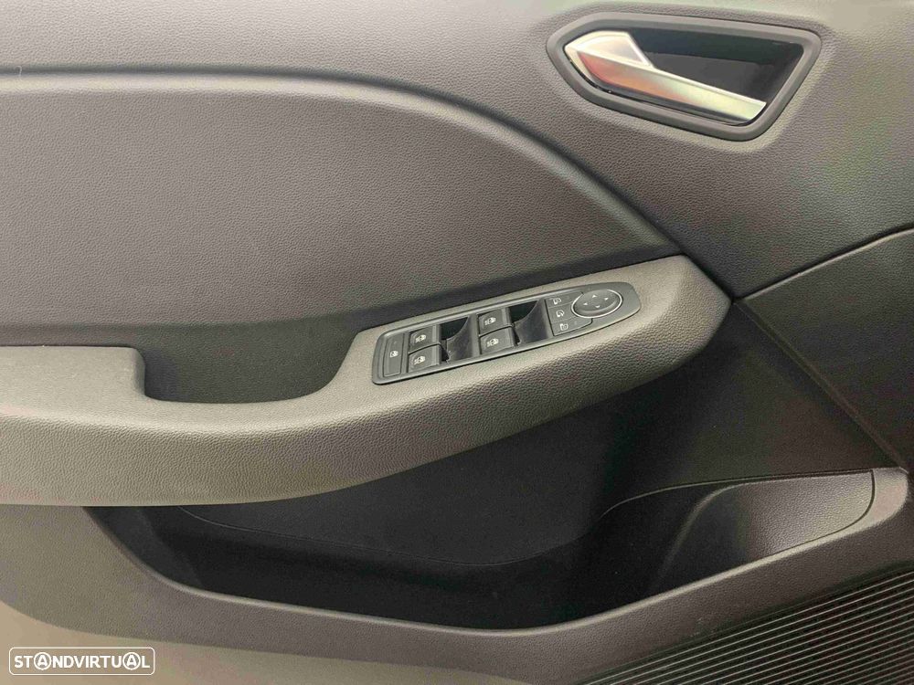 Renault Clio 1.0 TCe Evolution - 11