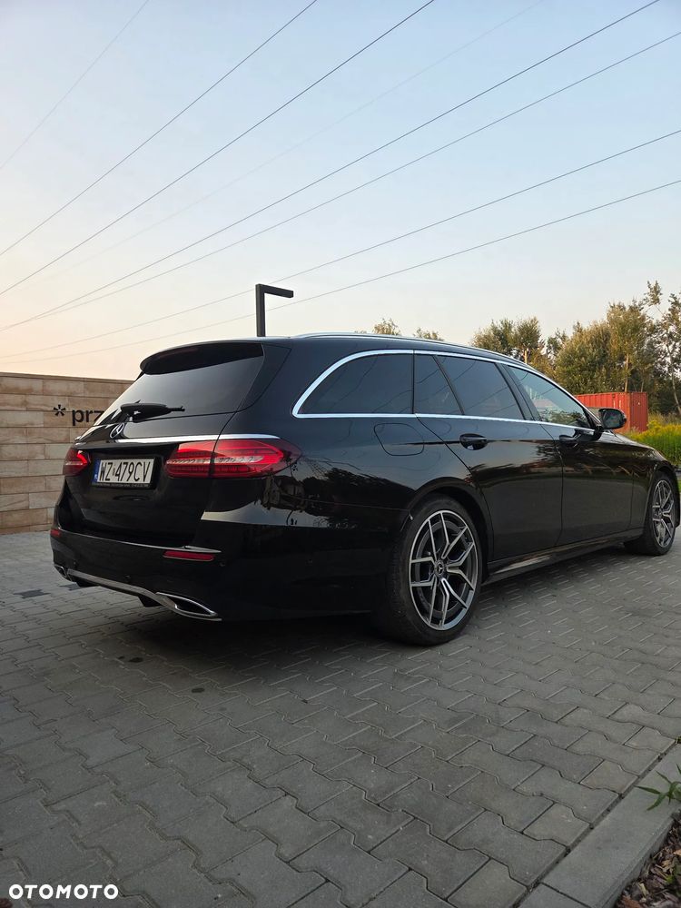 Mercedes-Benz Klasa E 200 9G-TRONIC - 4