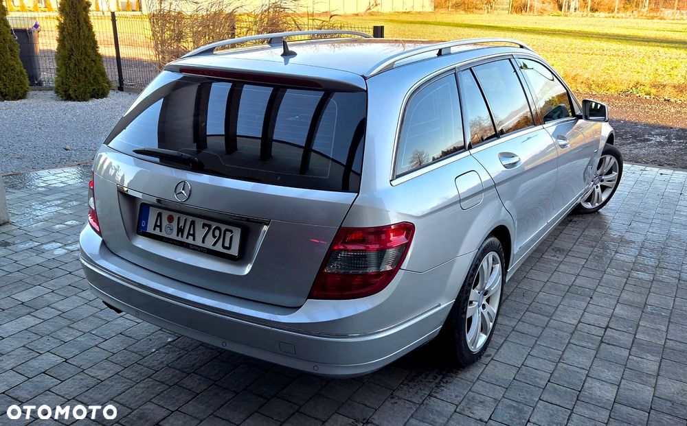 Mercedes-Benz Klasa C - 25