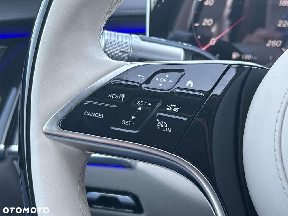 Mercedes-Benz Klasa S - 21