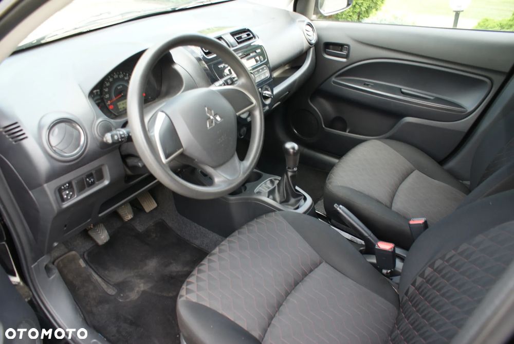 Mitsubishi Space Star - 4
