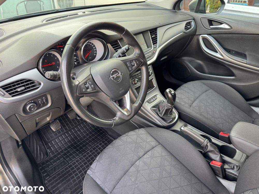 Opel Astra V 1.4 T 120 Lat - 16