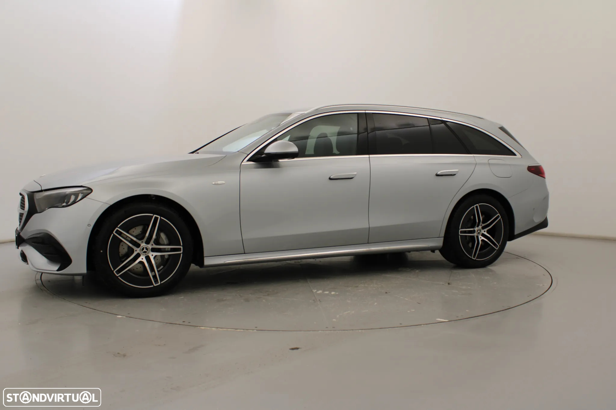 Mercedes-Benz E 300 de - 13