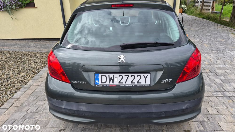 Peugeot 207 1.4 16V Trendy - 6