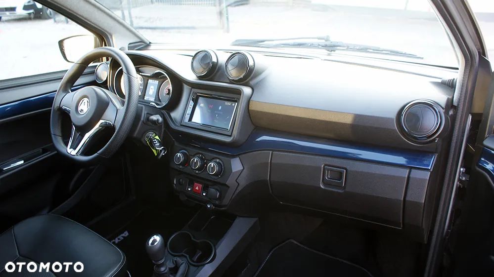 Aixam Crossline - 12