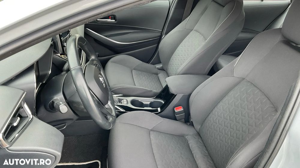 Toyota Corolla 1.8 HSD Dynamic - 19