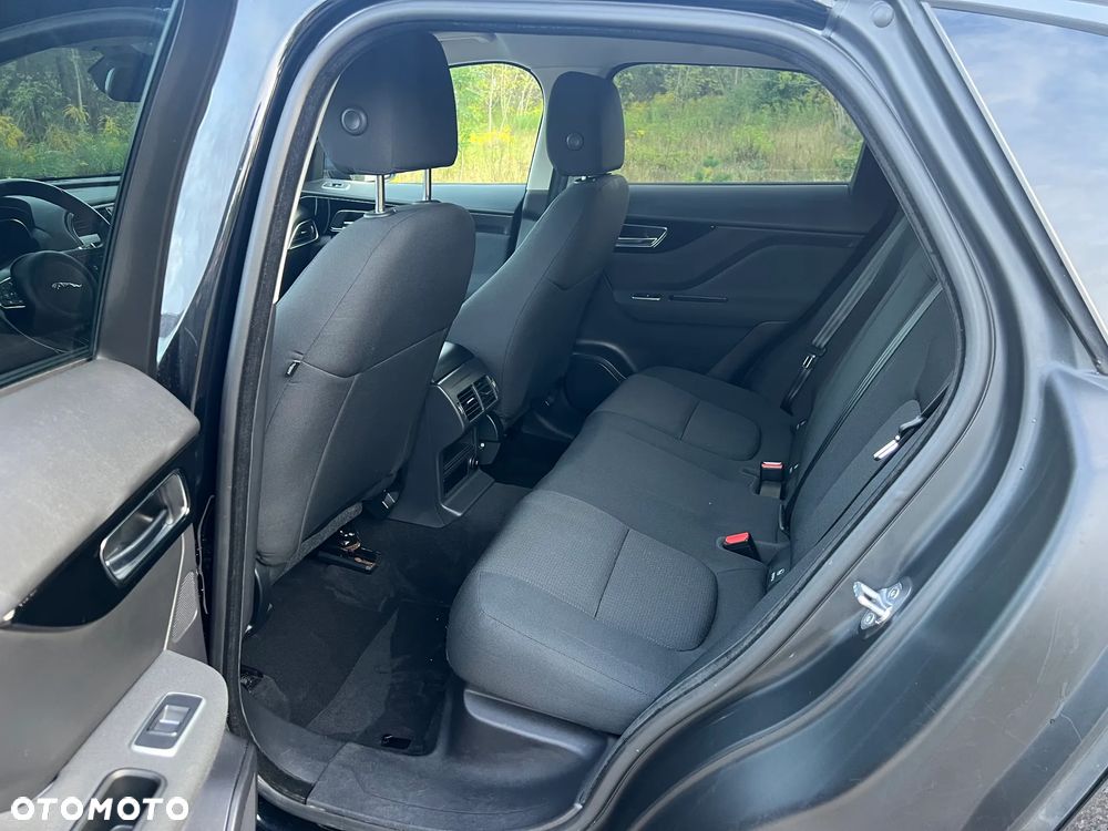 Jaguar F-Pace 2.0 i4D AWD Pure - 22