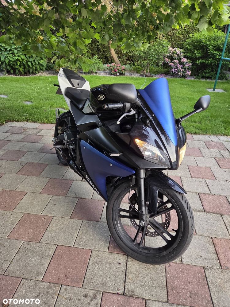 Yamaha YZF - 2