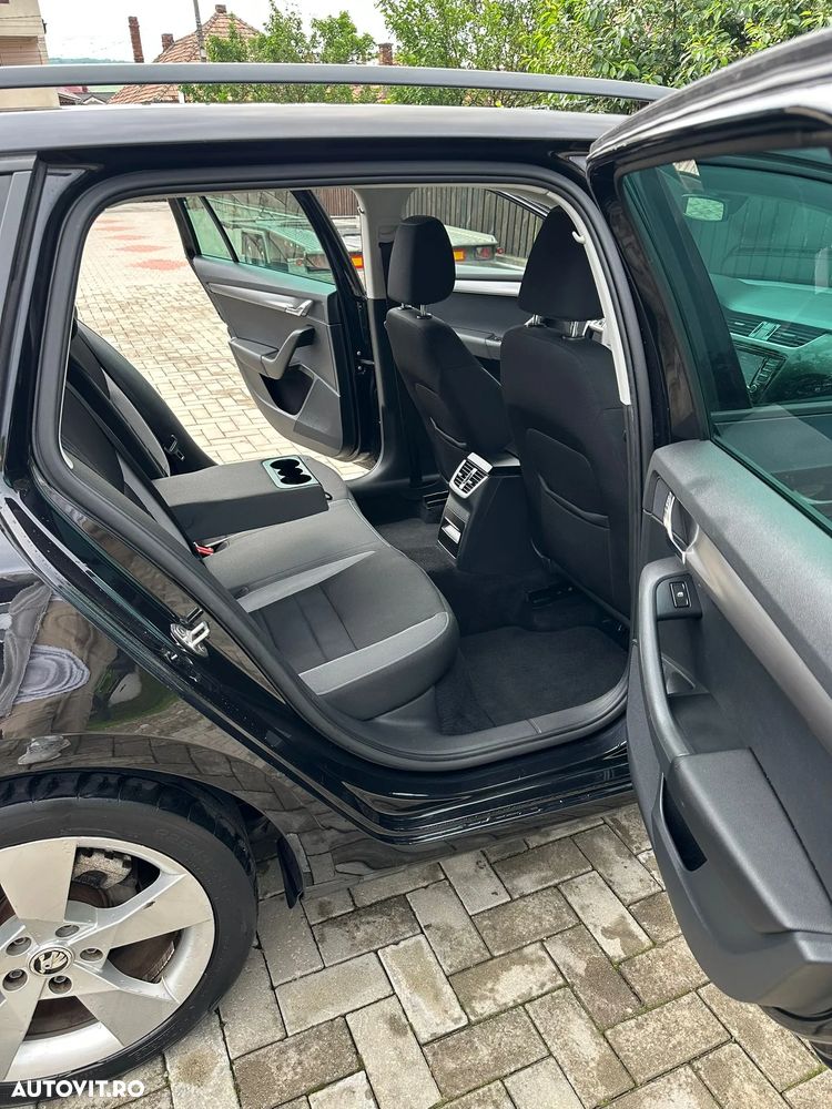 Skoda Octavia 2.0 TDI (Green tec) DSG Joy - 18