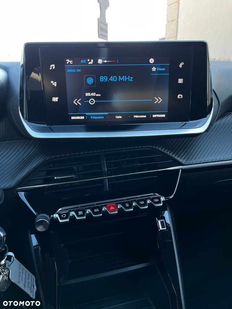 Peugeot 208 1.2 PureTech Style S&S - 12