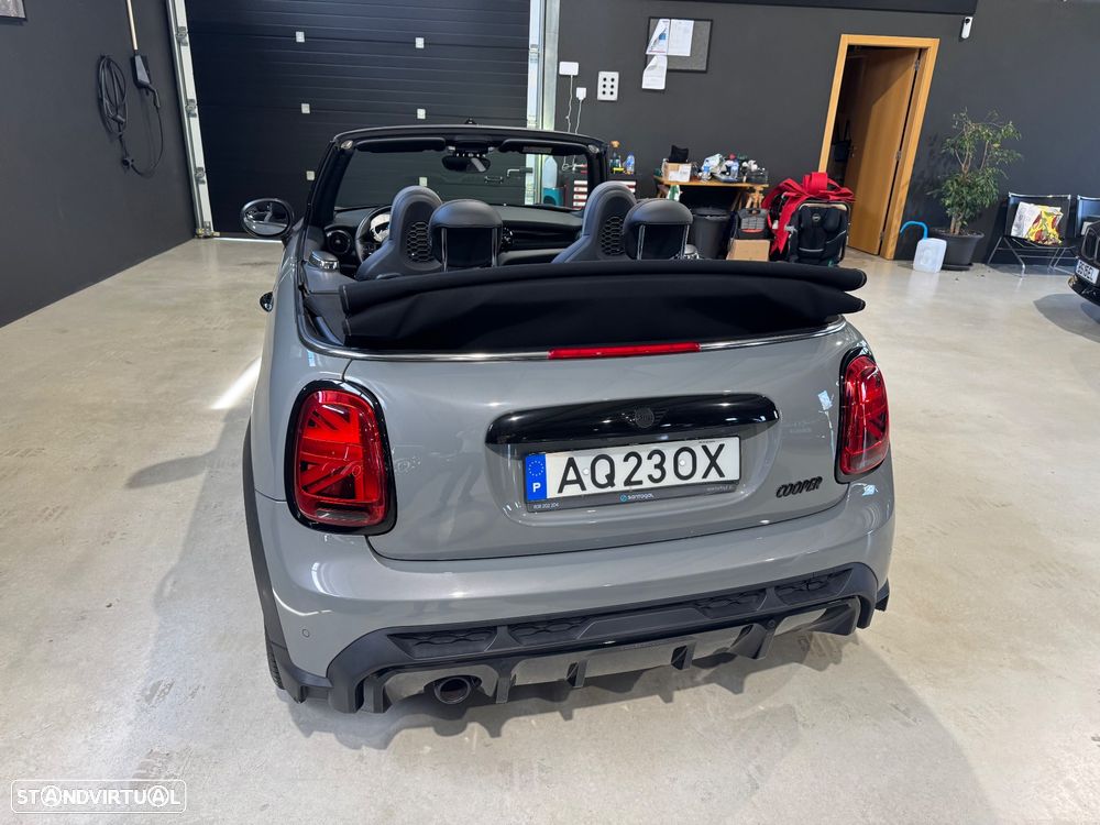 MINI Cabrio Cooper Premium Plus JCW Auto - 18