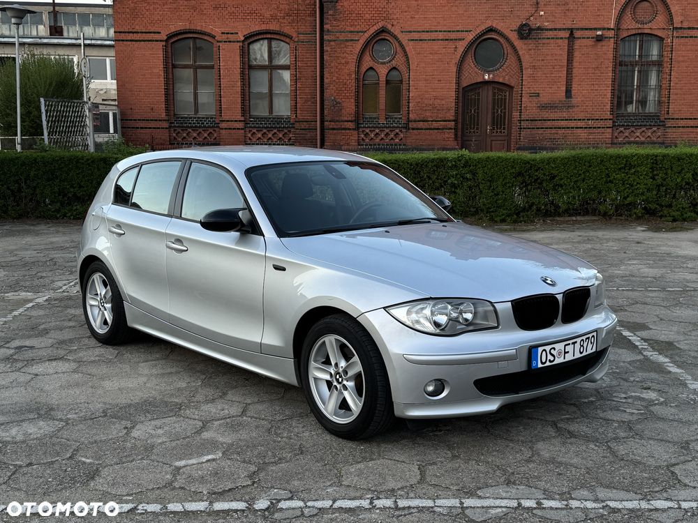 BMW Seria 1 118i - 4