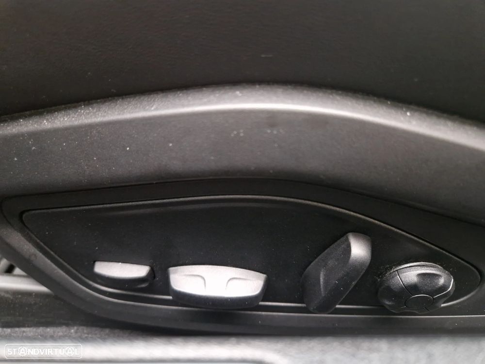 Porsche 911 (992) Carrera - 26