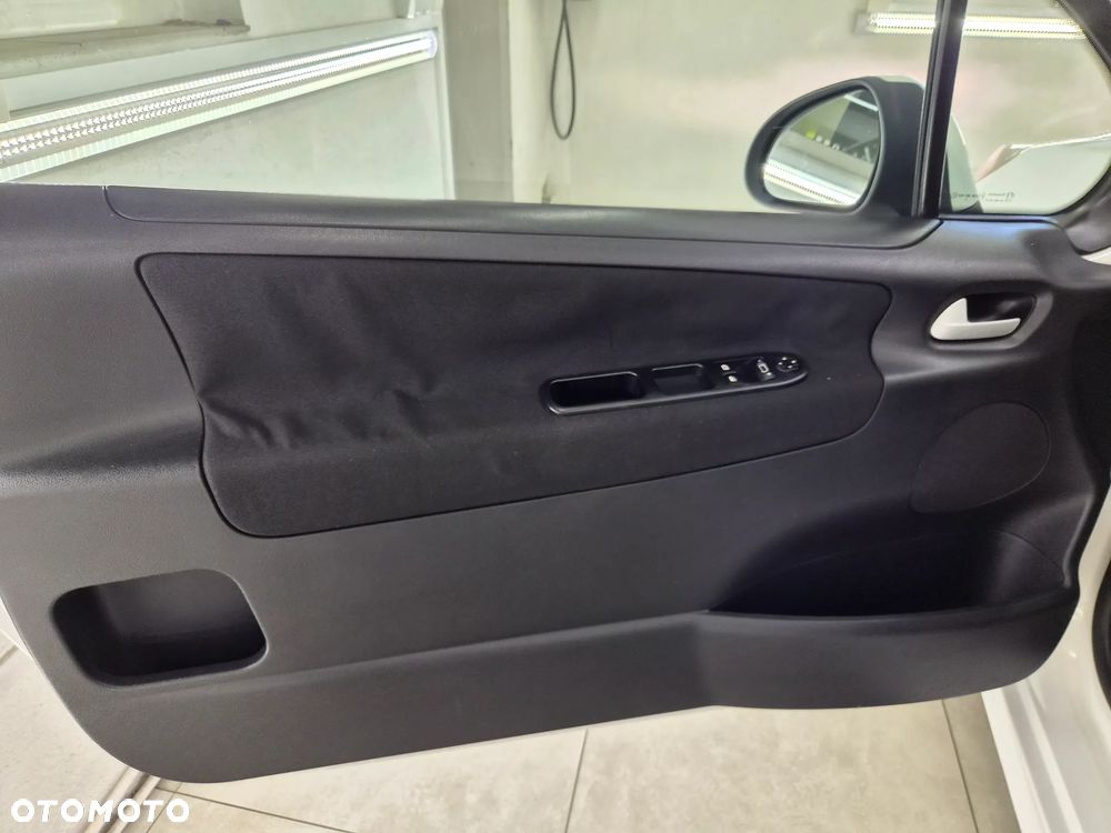 Peugeot 207 75 Urban Move - 25