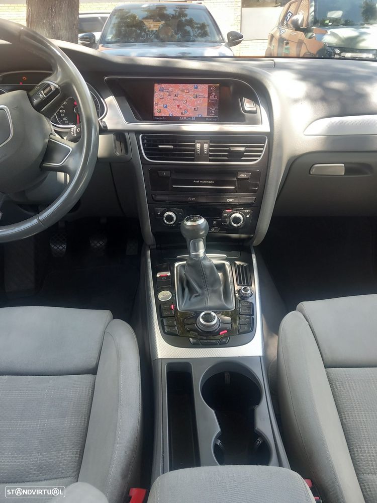 Audi A4 Avant 2.0 TDI DPF Ambiente - 3