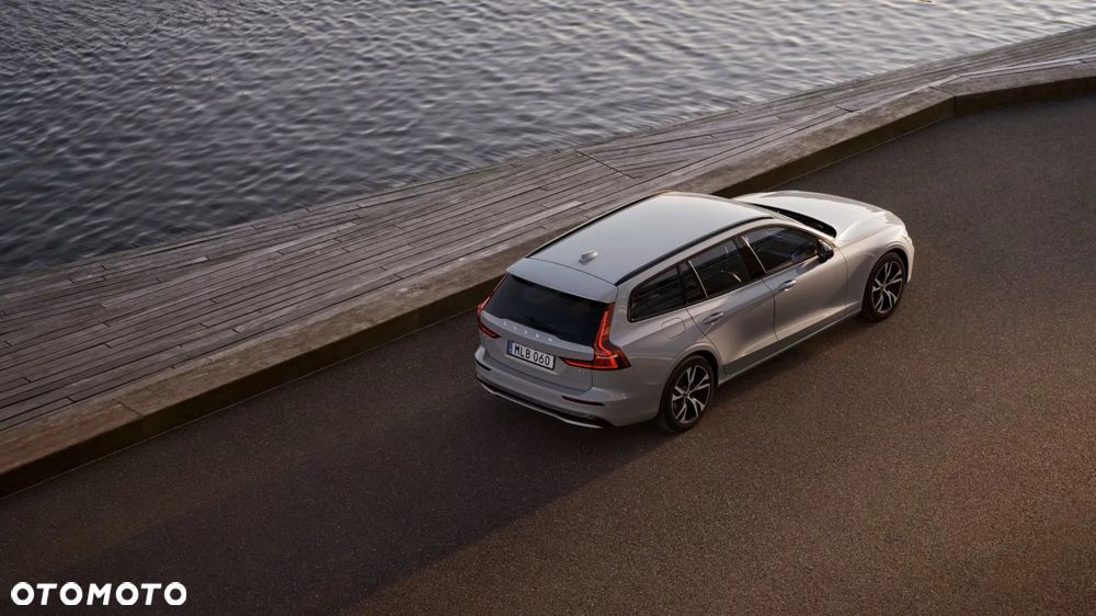 Volvo V60 B4 B Plus Dark - 15