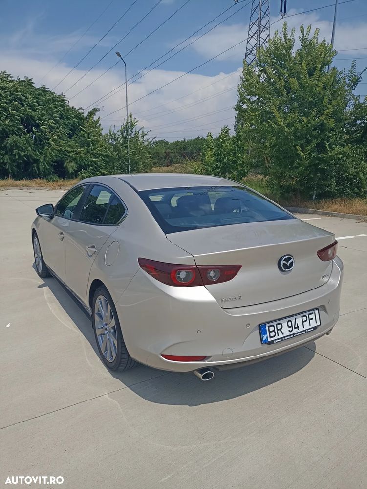 Mazda 3 e-Skyactiv G122 MHEV - 4