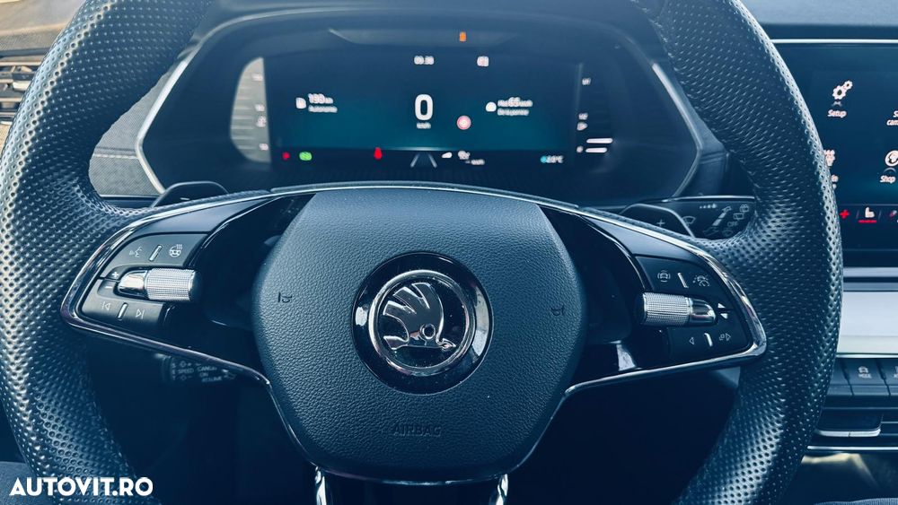 Skoda Octavia Combi 2.0 TDI DSG Exclusive Plus - 24