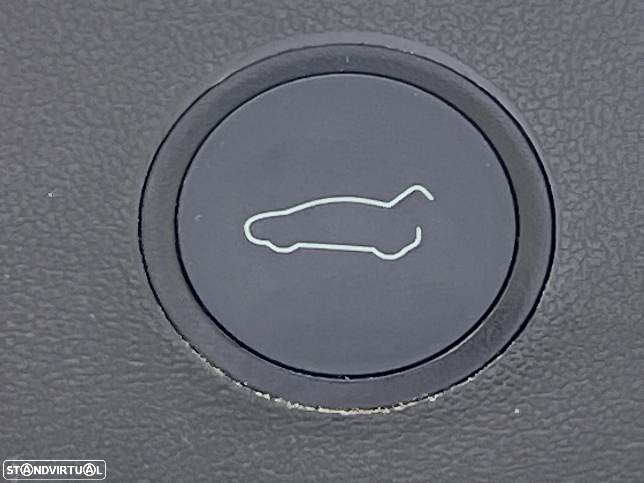 Tesla Model 3 RWD - 19