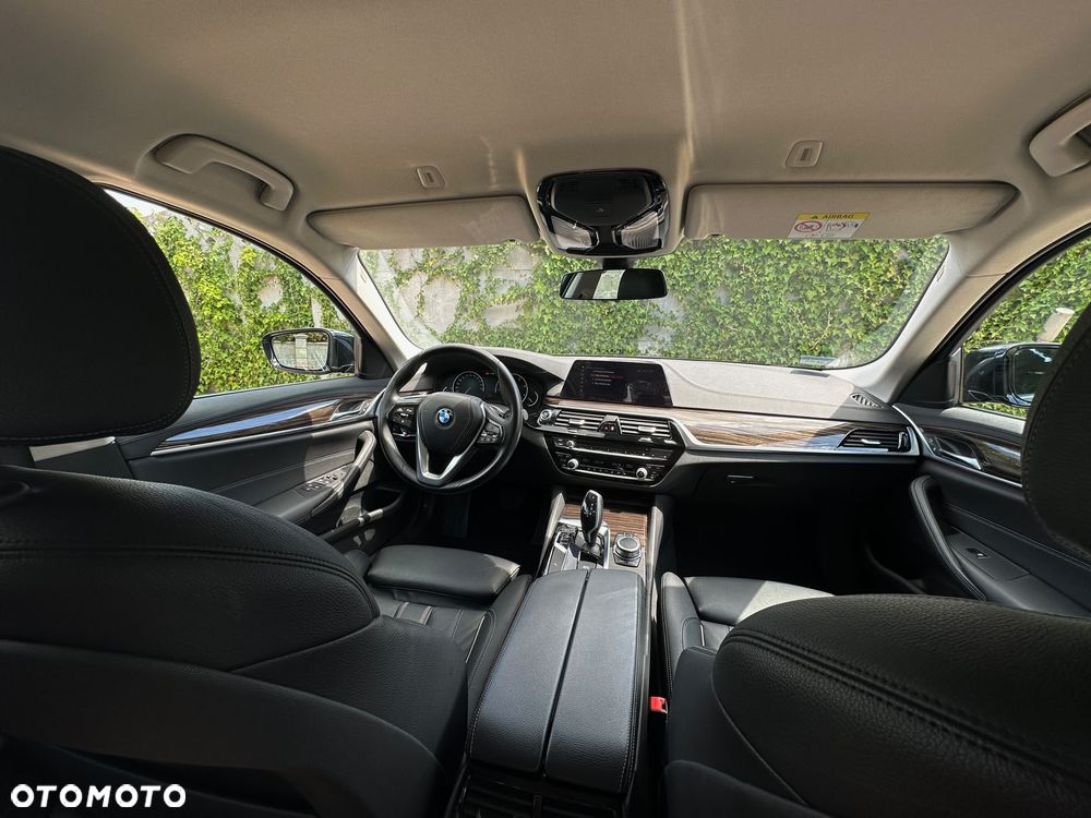 BMW Seria 5 520d Luxury Line - 7